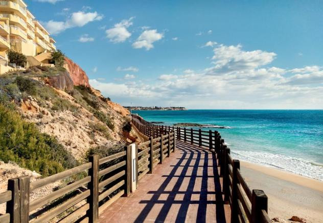 For sale - 2 Bedroom 2 Bathroom Penthouse in Villamartin - Costa Blanca  - Alicante