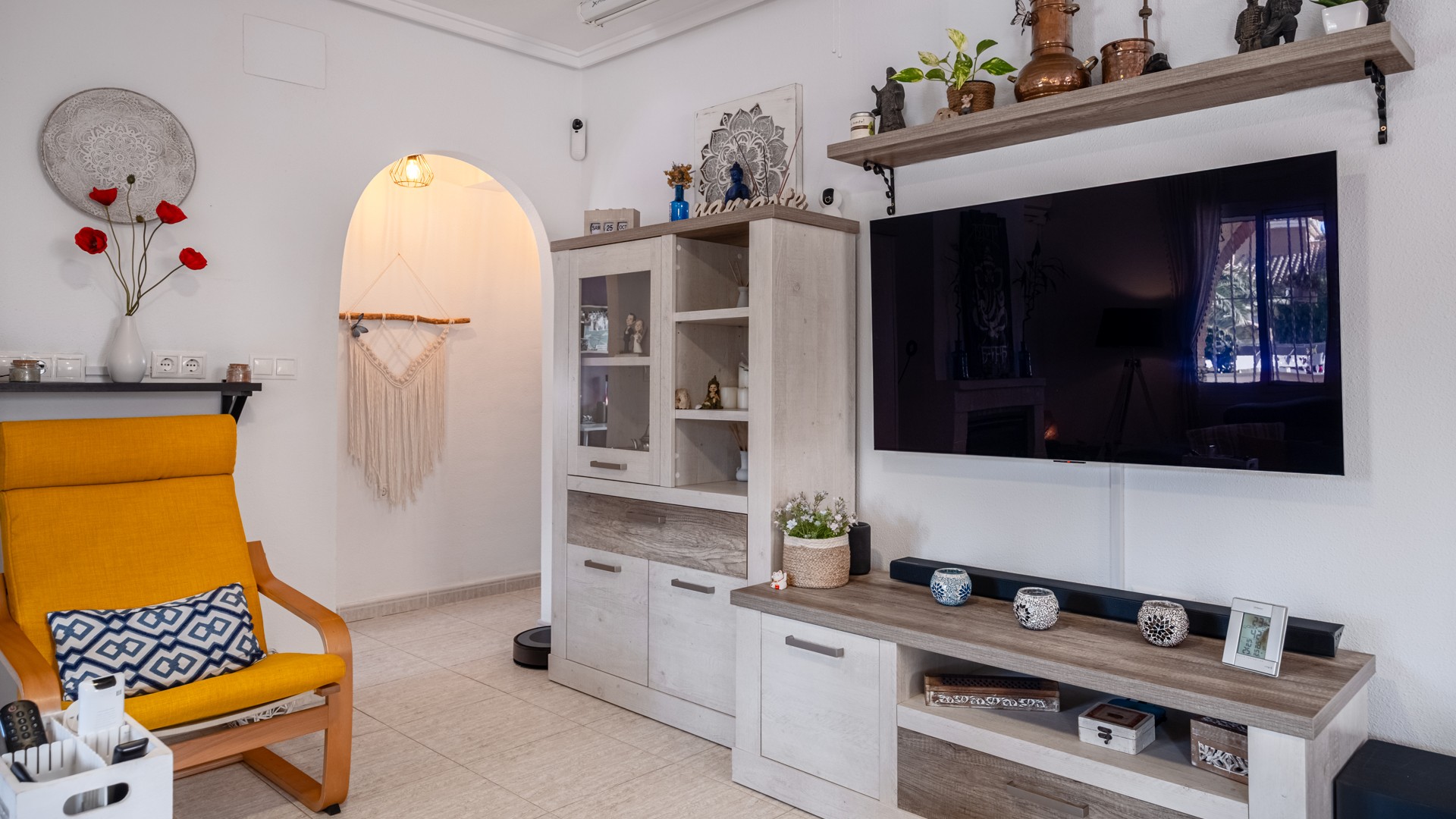 For sale - 6 Bedroom 4 Bathroom Villa in Santa Pola - Costa Blanca  - Alicante