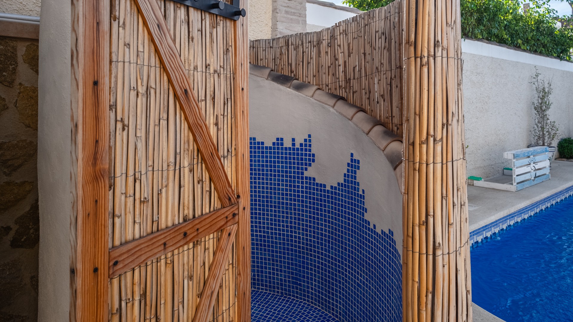 For sale - 6 Bedroom 4 Bathroom Villa in Santa Pola - Costa Blanca  - Alicante