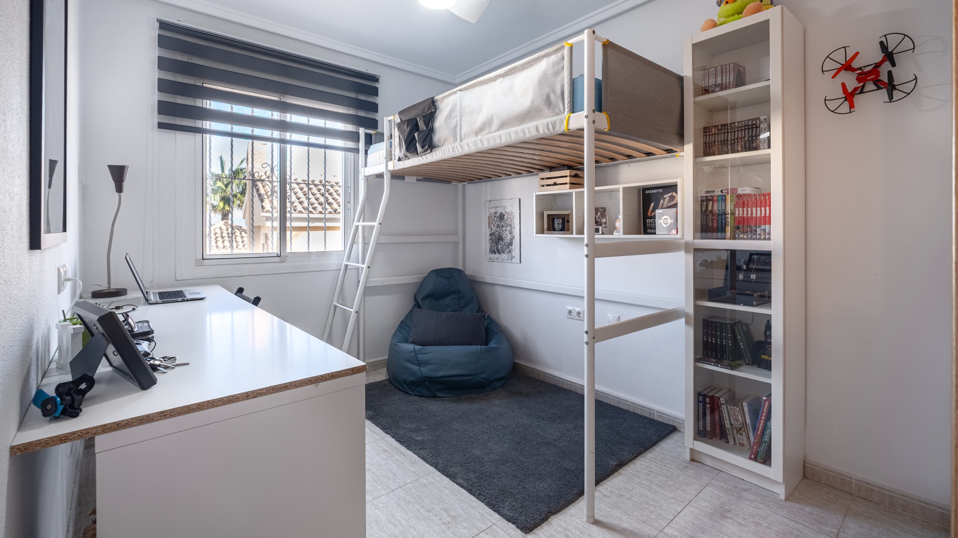 For sale - 6 Bedroom 4 Bathroom Villa in Santa Pola - Costa Blanca  - Alicante