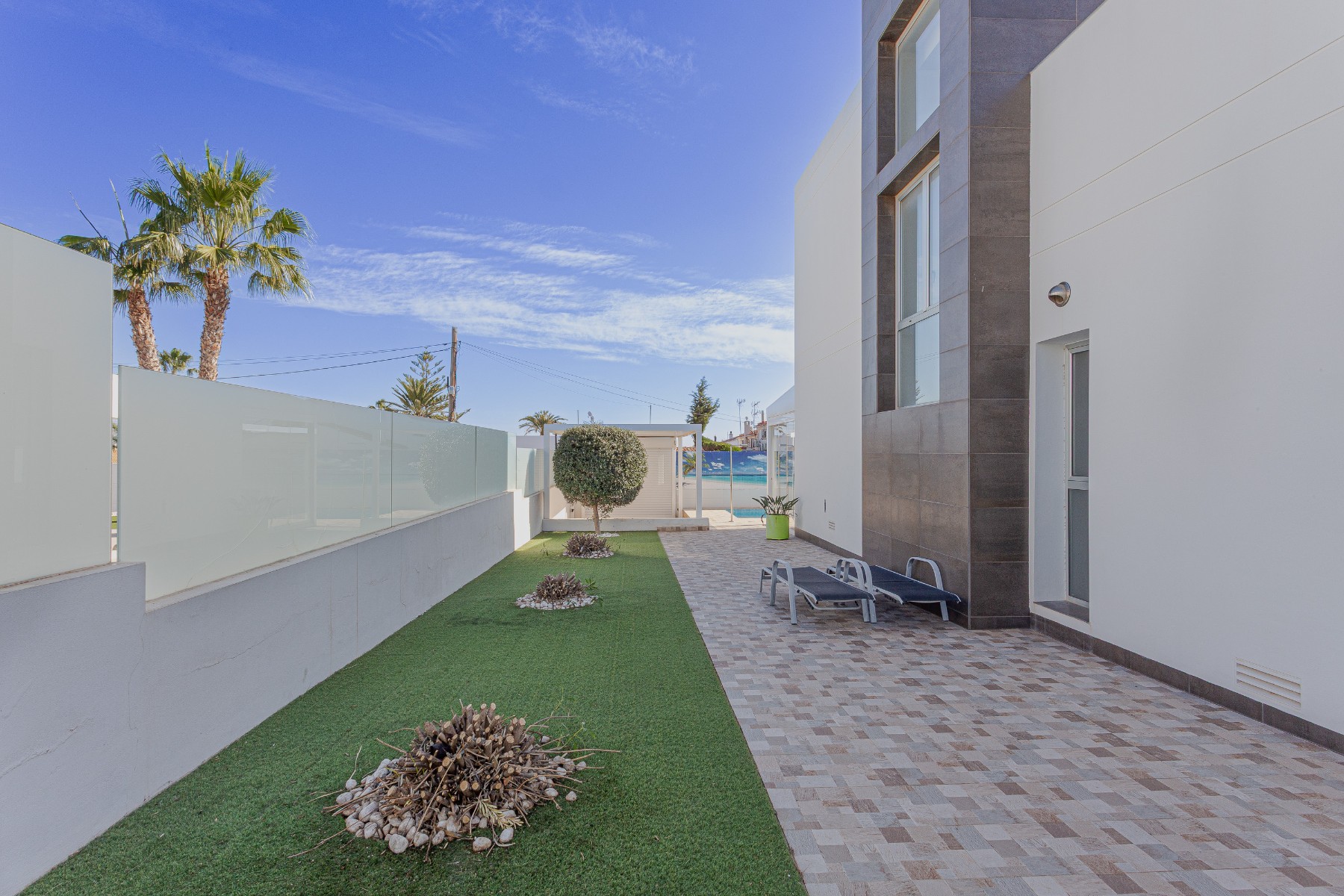For sale - 3 Bedroom 2 Bathroom Villa in Lomas de Cabo Roig - Costa Blanca  - Alicante