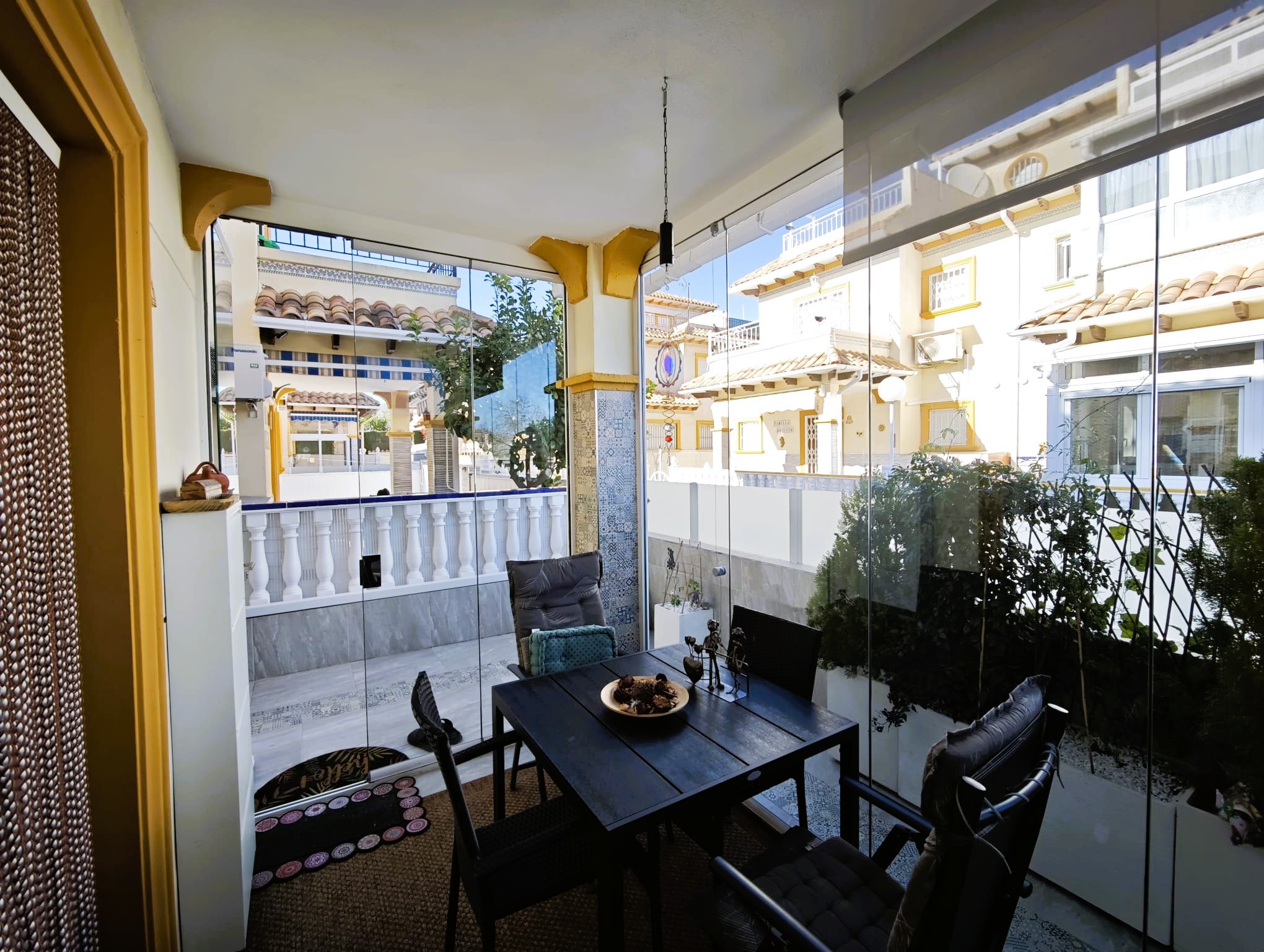 For sale - 2 Bedroom 2 Bathroom Quad Villa in Punta Prima - Rocio del Mar  - Alicante