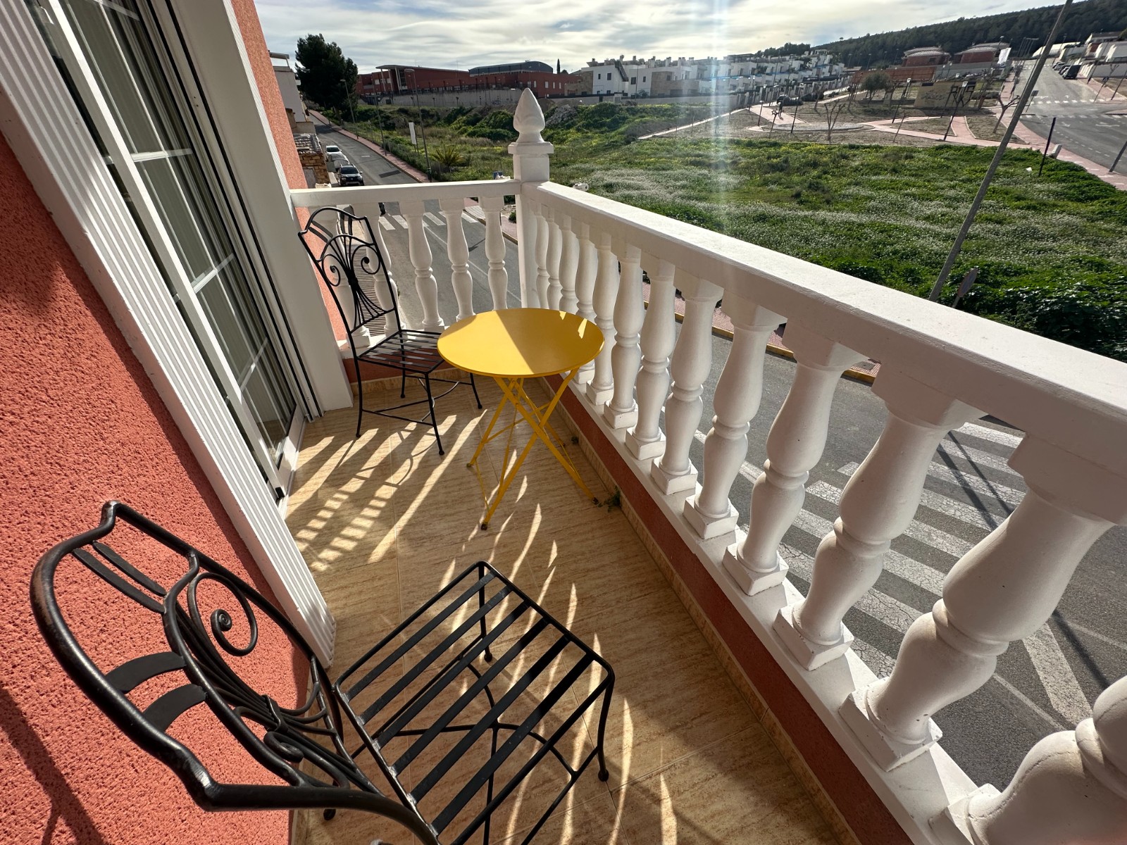 For sale - 3 Bedroom 3 Bathroom Townhouse in Bigastro - Bigastro  - Alicante