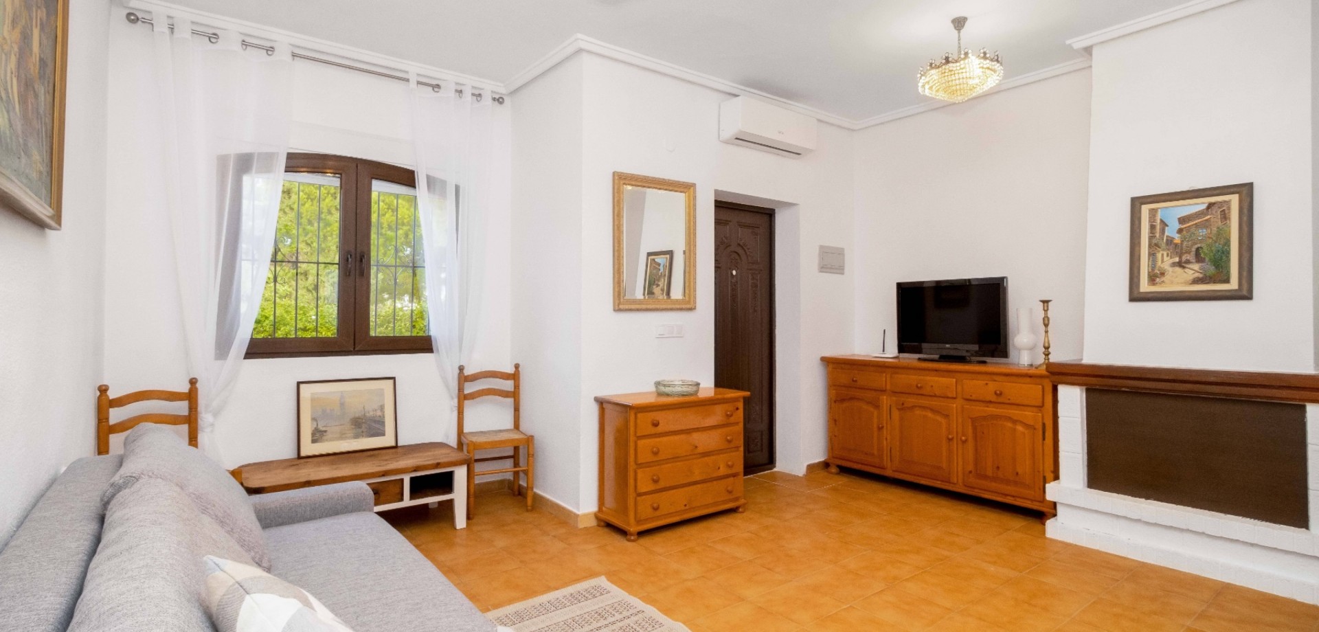 For sale - 3 Bedroom 3 Bathroom Townhouse in La Zenia - La Zenia  - Alicante