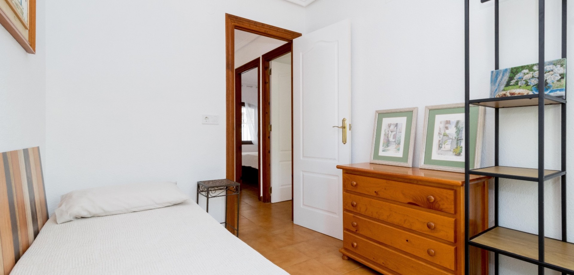 For sale - 3 Bedroom 3 Bathroom Townhouse in La Zenia - La Zenia  - Alicante