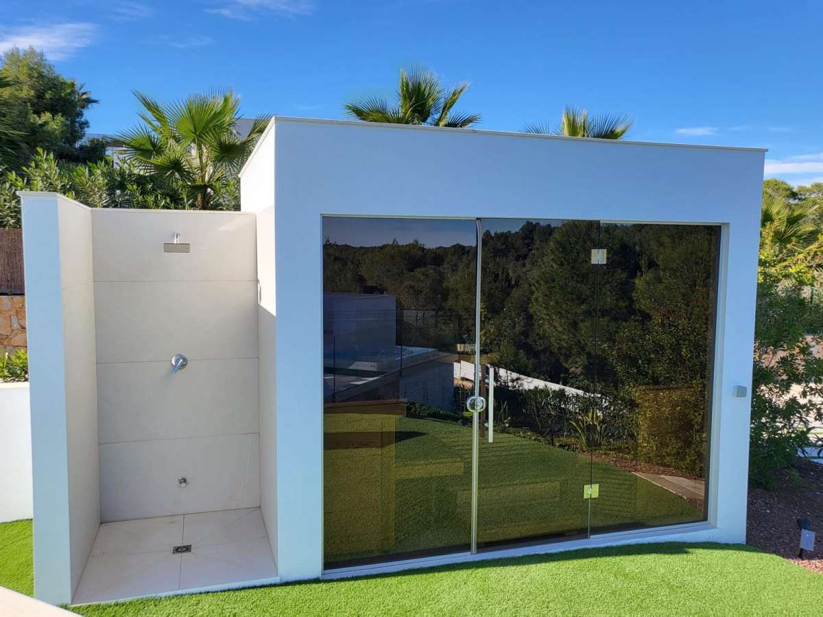 For sale - 5 Bedroom 4 Bathroom House - Detached Villa in Orihuela - Las Colinas Golf  - Alicante