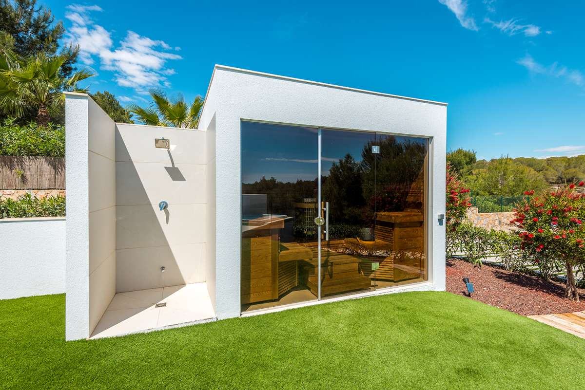 For sale - 5 Bedroom 4 Bathroom House - Detached Villa in Orihuela - Las Colinas Golf  - Alicante