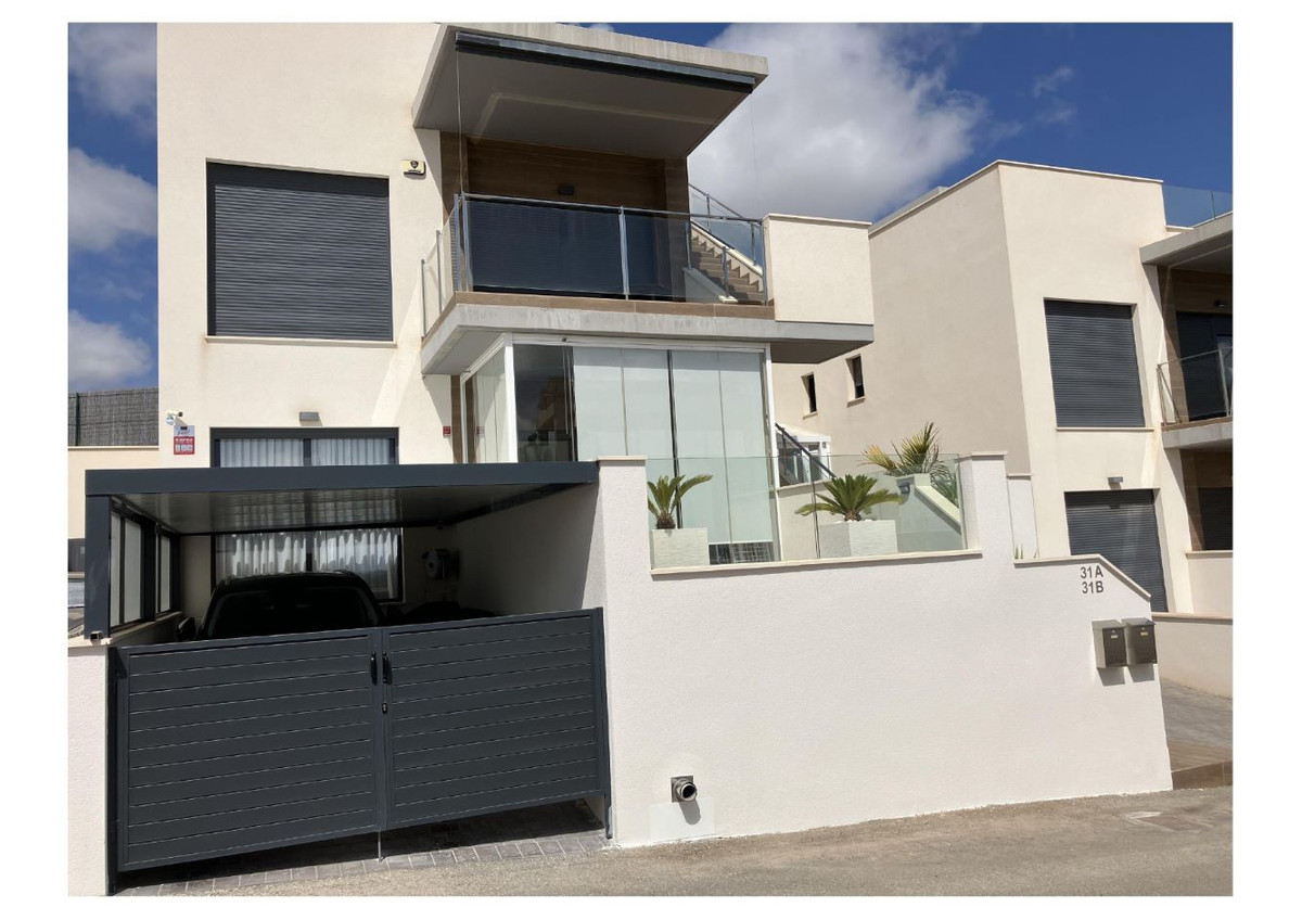 For sale - 2 Bedroom 2 Bathroom House - Bungalow in San Miguel de Salinas - San Miguel de Salinas Centro  - Alicante