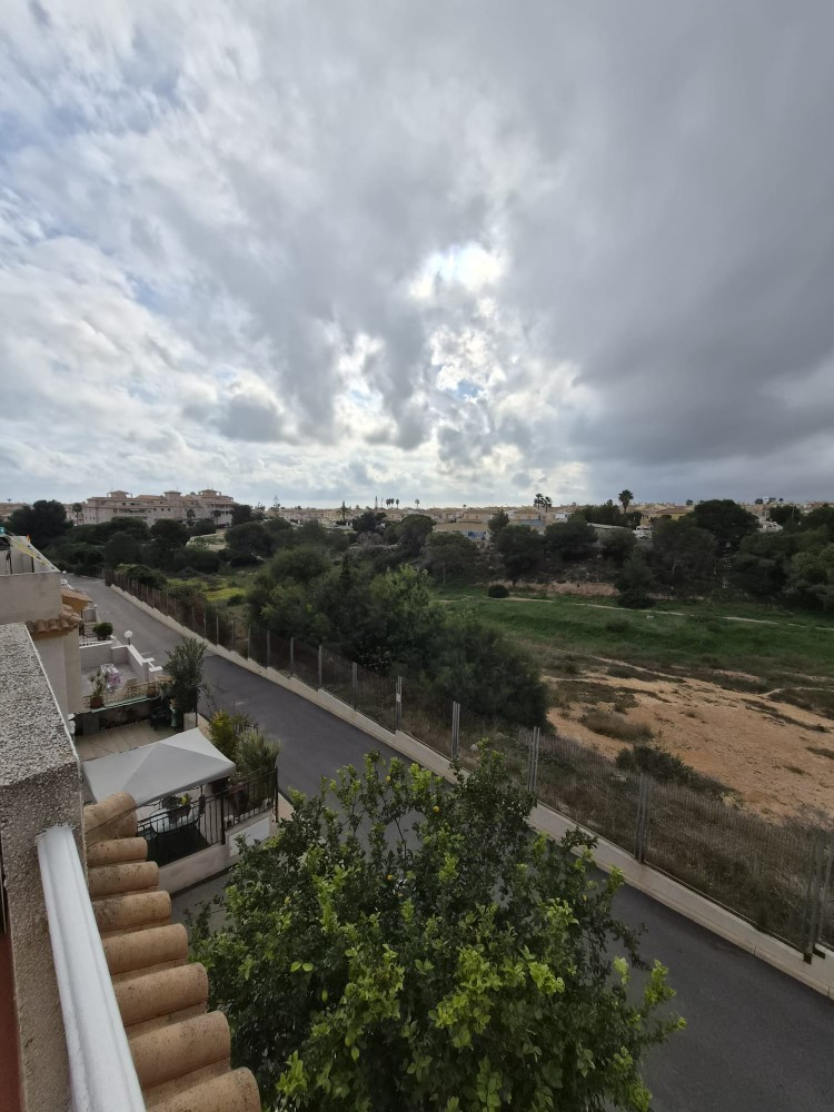 For sale - 5 Bedroom 3 Bathroom Apartment - Duplex in Orihuela - Playa Flamenca  - Alicante