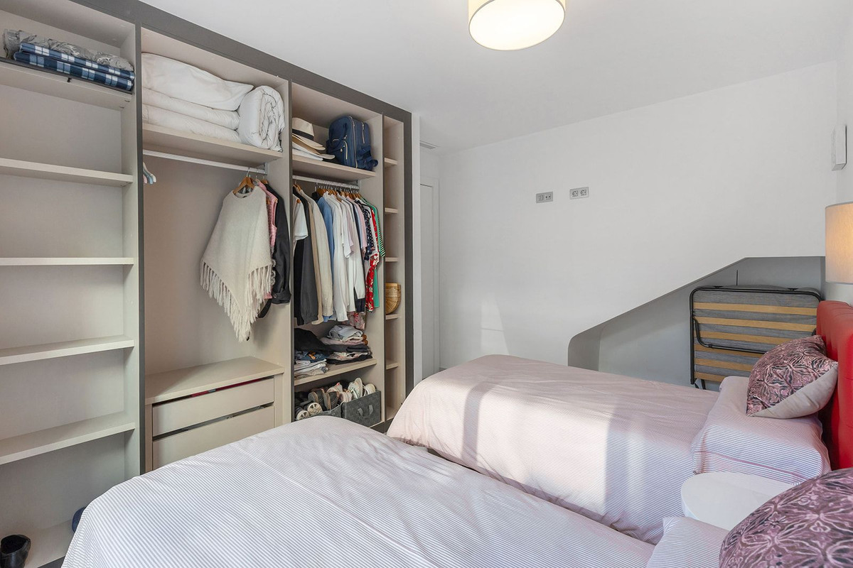 For sale - 3 Bedroom 3 Bathroom House - Detached Villa in Rojales - Ciudad Quesada  - Alicante