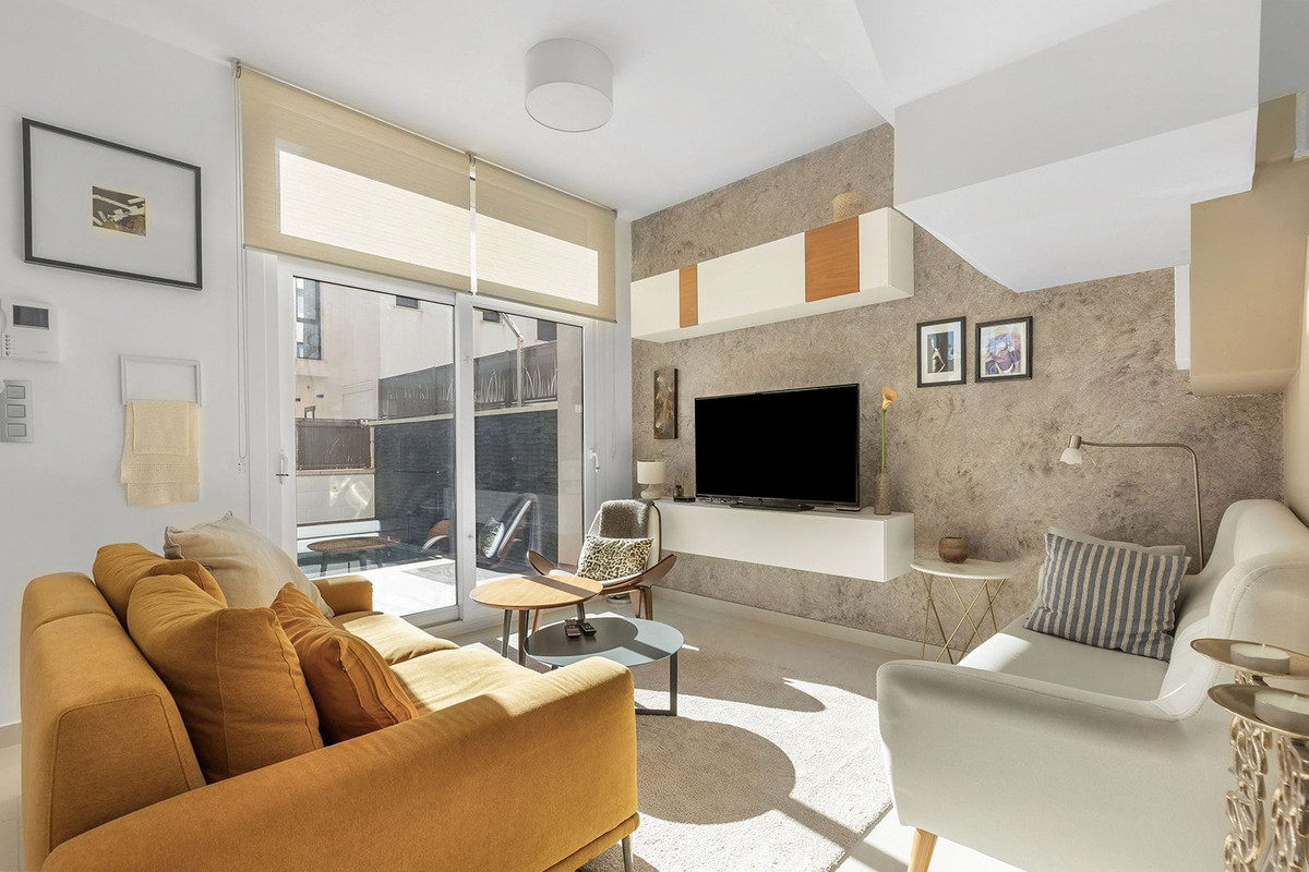 For sale - 3 Bedroom 3 Bathroom House - Detached Villa in Rojales - Ciudad Quesada  - Alicante