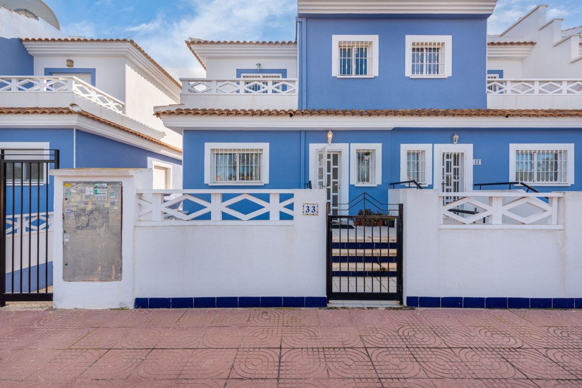 For sale - 4 Bedroom 4 Bathroom Townhouse in Ciudad Quesada - Ciudad Quesada  - Alicante