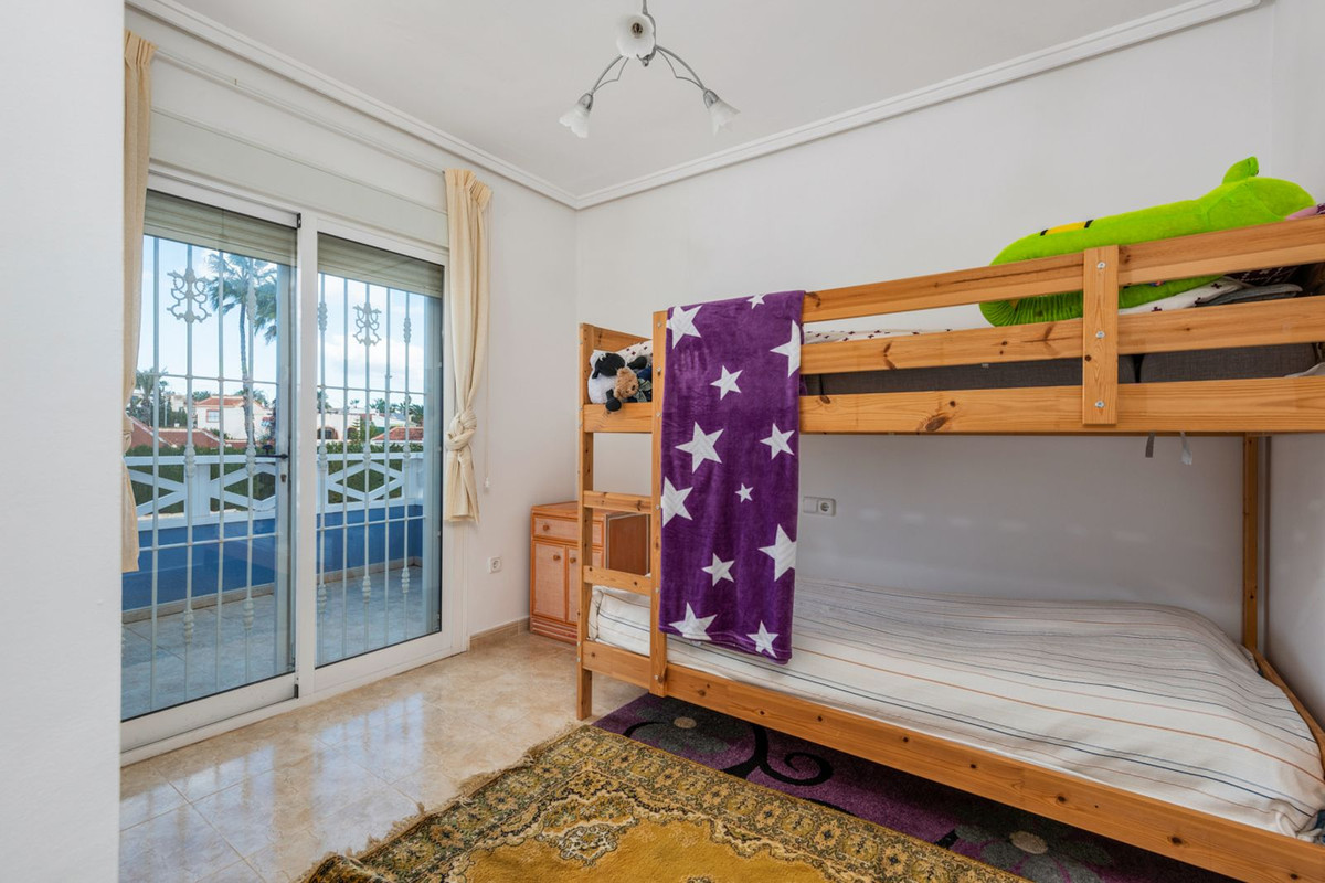 For sale - 4 Bedroom 4 Bathroom Townhouse in Ciudad Quesada - Ciudad Quesada  - Alicante