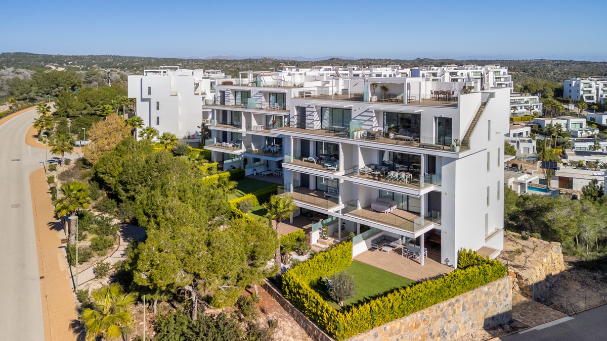 For sale - 2 Bedroom 2 Bathroom Apartment - Ground Floor Apartment in Orihuela - Las Colinas Golf  - Alicante