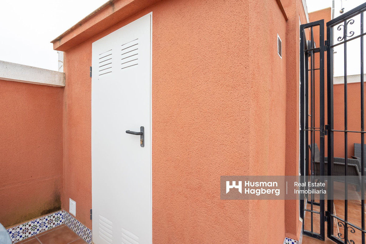 For sale - 3 Bedroom 2 Bathroom House - Townhouse in Los Montesinos - Los Montesinos Centro  - Alicante