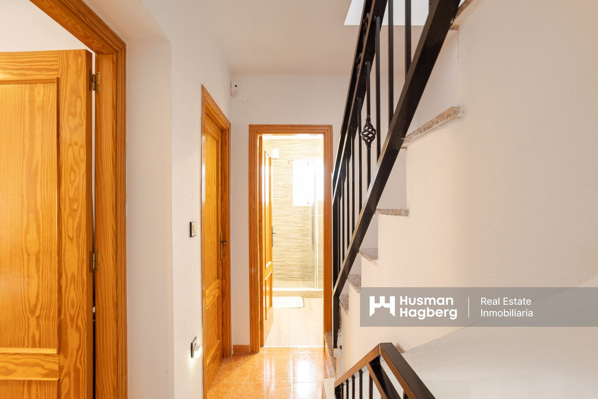 For sale - 3 Bedroom 2 Bathroom House - Townhouse in Los Montesinos - Los Montesinos Centro  - Alicante