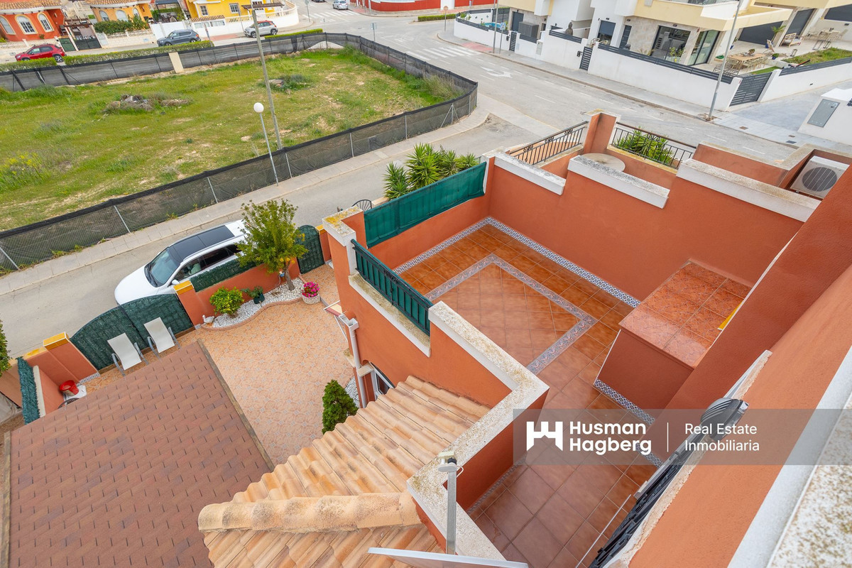 For sale - 3 Bedroom 2 Bathroom House - Townhouse in Los Montesinos - Los Montesinos Centro  - Alicante
