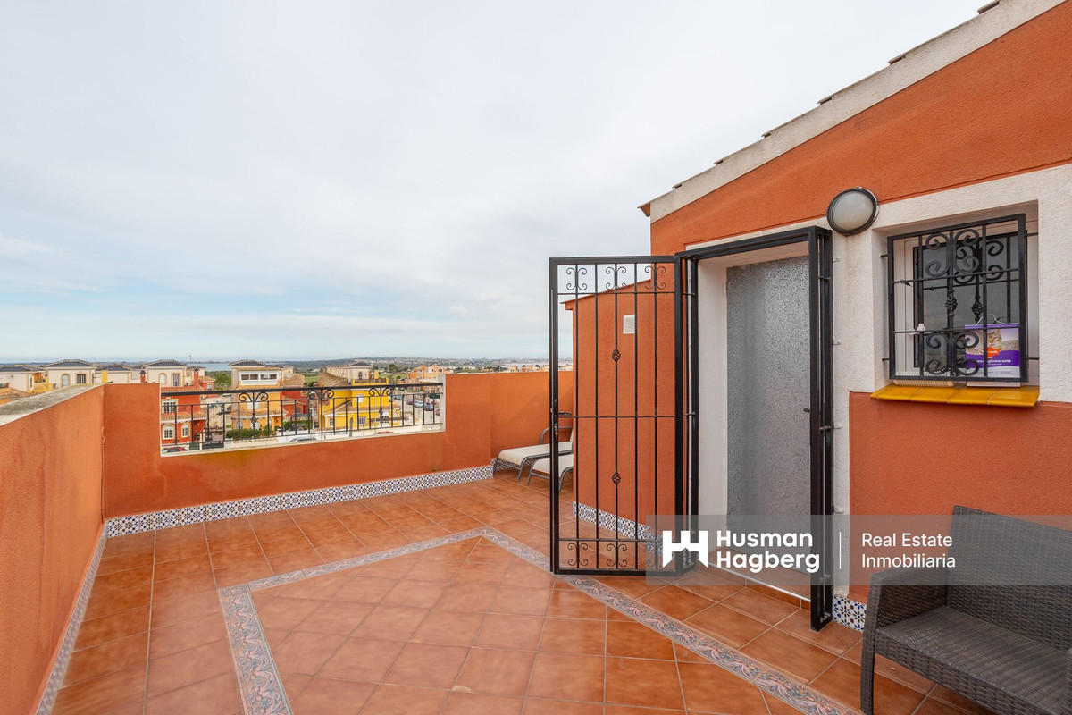 For sale - 3 Bedroom 2 Bathroom House - Townhouse in Los Montesinos - Los Montesinos Centro  - Alicante