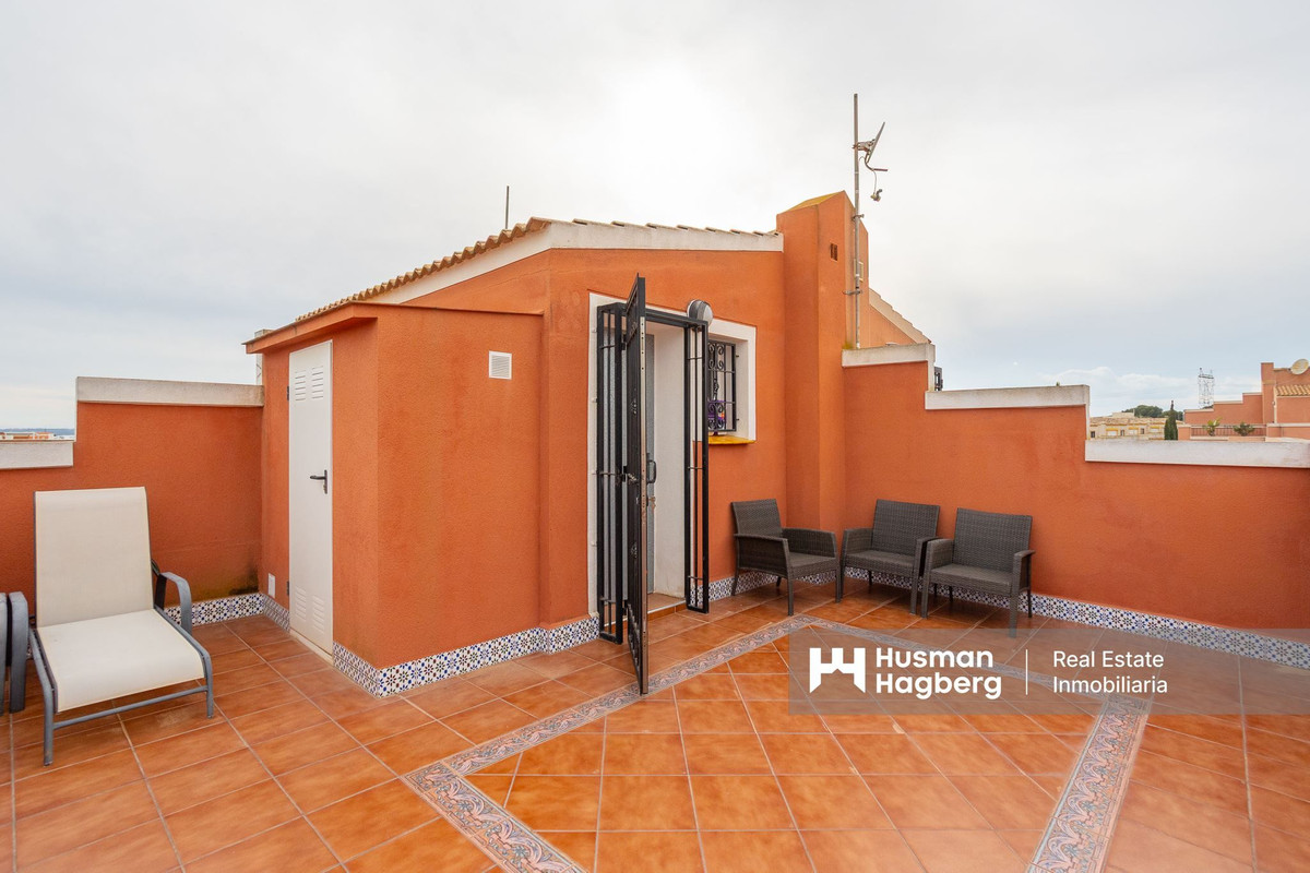 For sale - 3 Bedroom 2 Bathroom House - Townhouse in Los Montesinos - Los Montesinos Centro  - Alicante