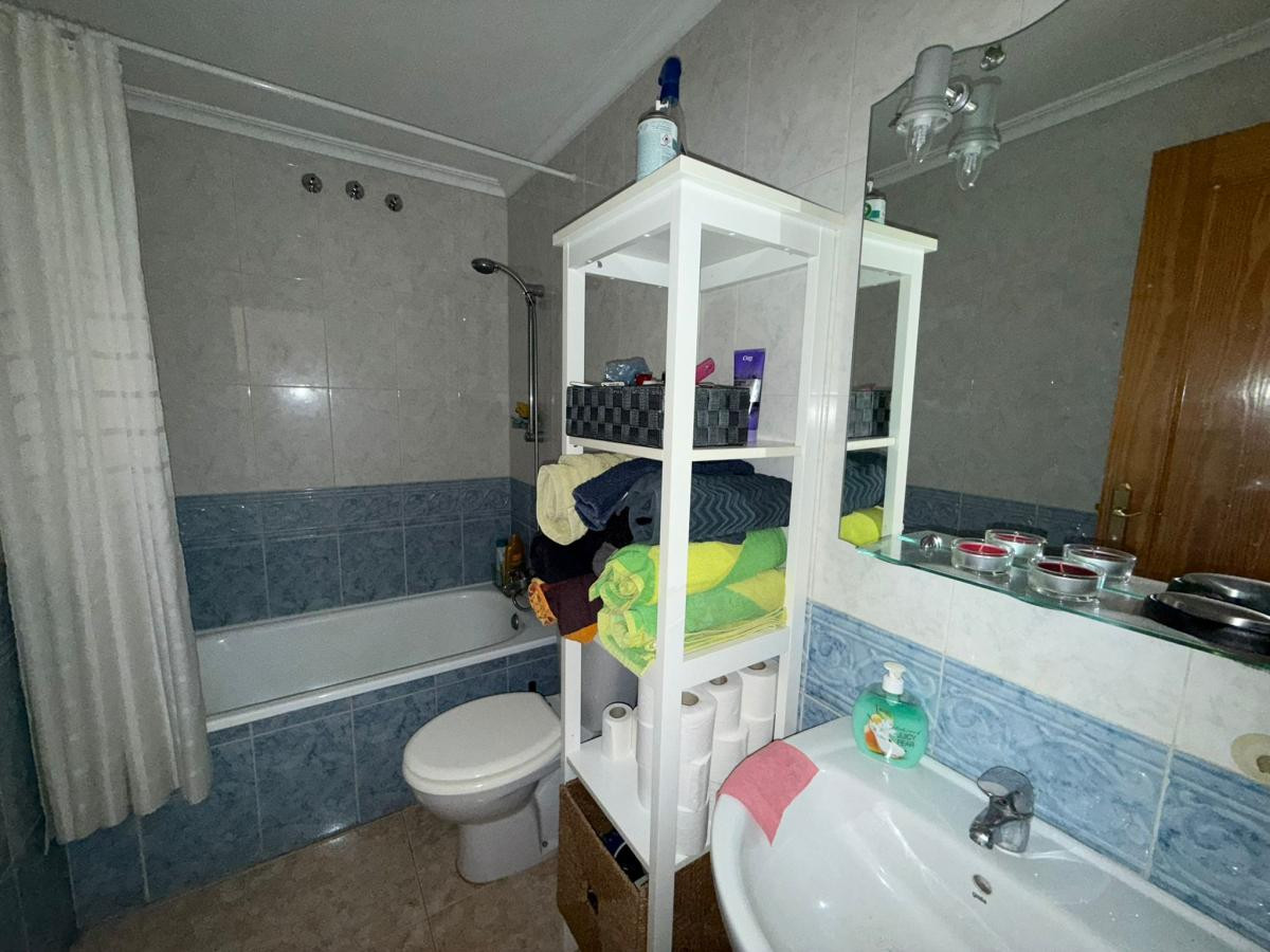 For sale - 1 Bedroom 1 Bathroom Apartment - Middle Floor Apartment in Torrevieja - Torrevieja Centro  - Alicante