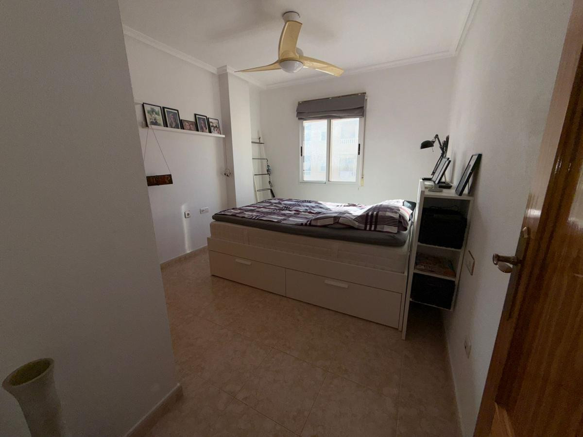 For sale - 1 Bedroom 1 Bathroom Apartment - Middle Floor Apartment in Torrevieja - Torrevieja Centro  - Alicante