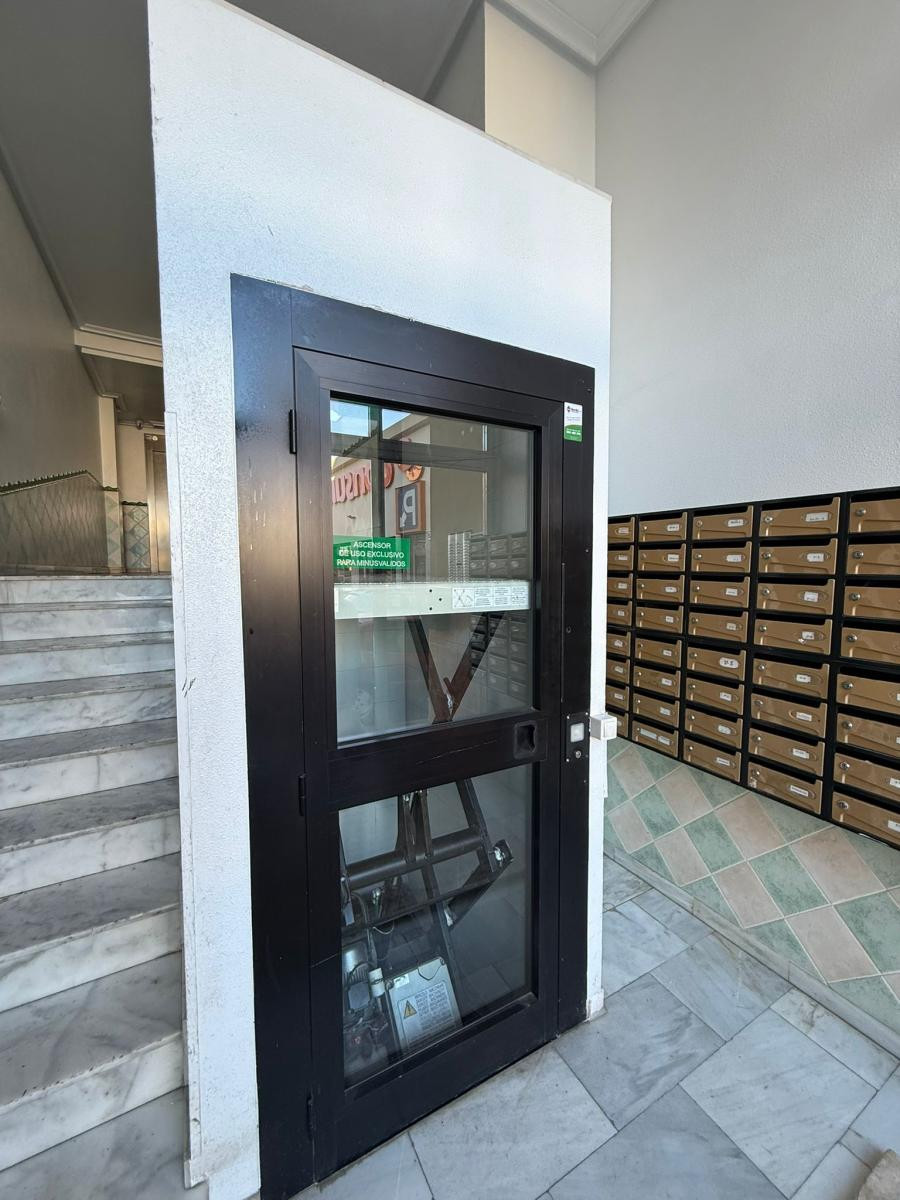 For sale - 1 Bedroom 1 Bathroom Apartment - Middle Floor Apartment in Torrevieja - Torrevieja Centro  - Alicante