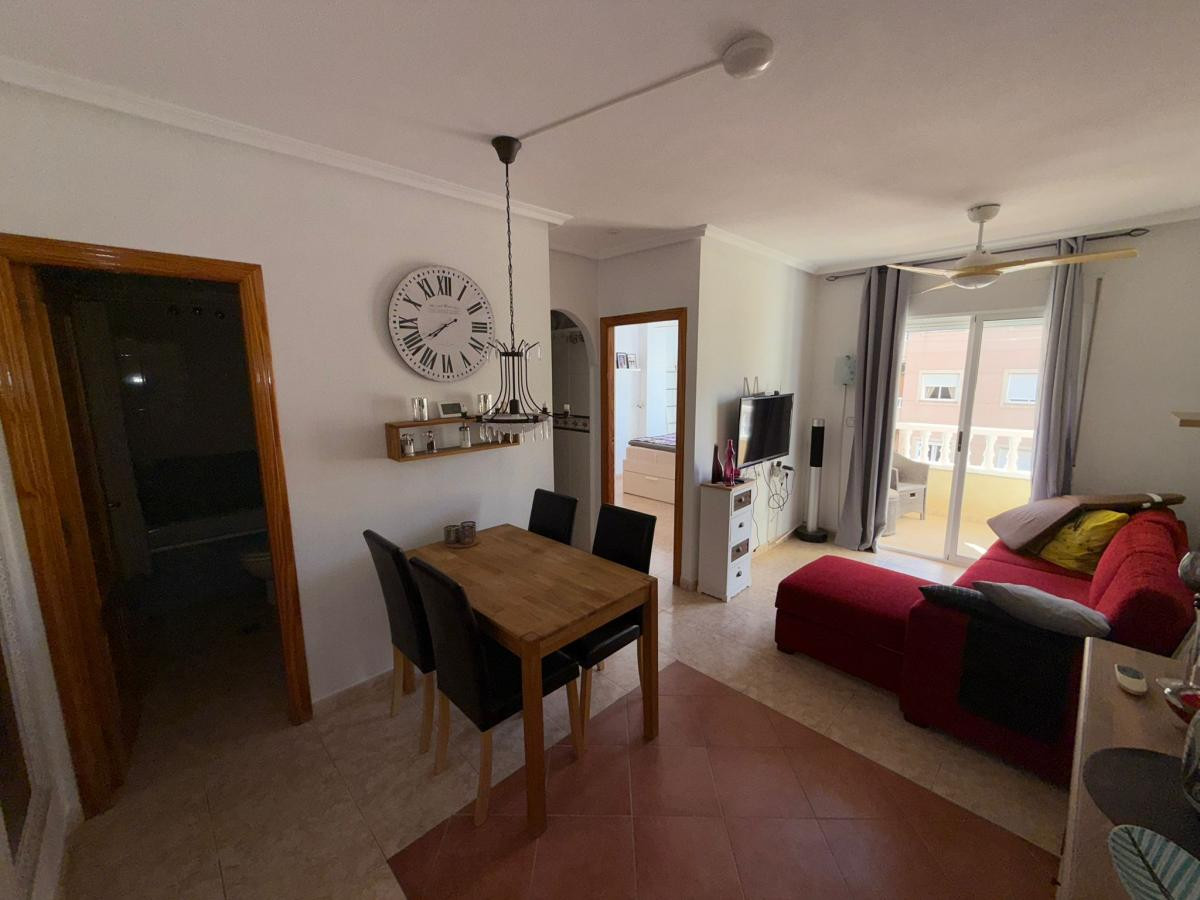 For sale - 1 Bedroom 1 Bathroom Apartment - Middle Floor Apartment in Torrevieja - Torrevieja Centro  - Alicante