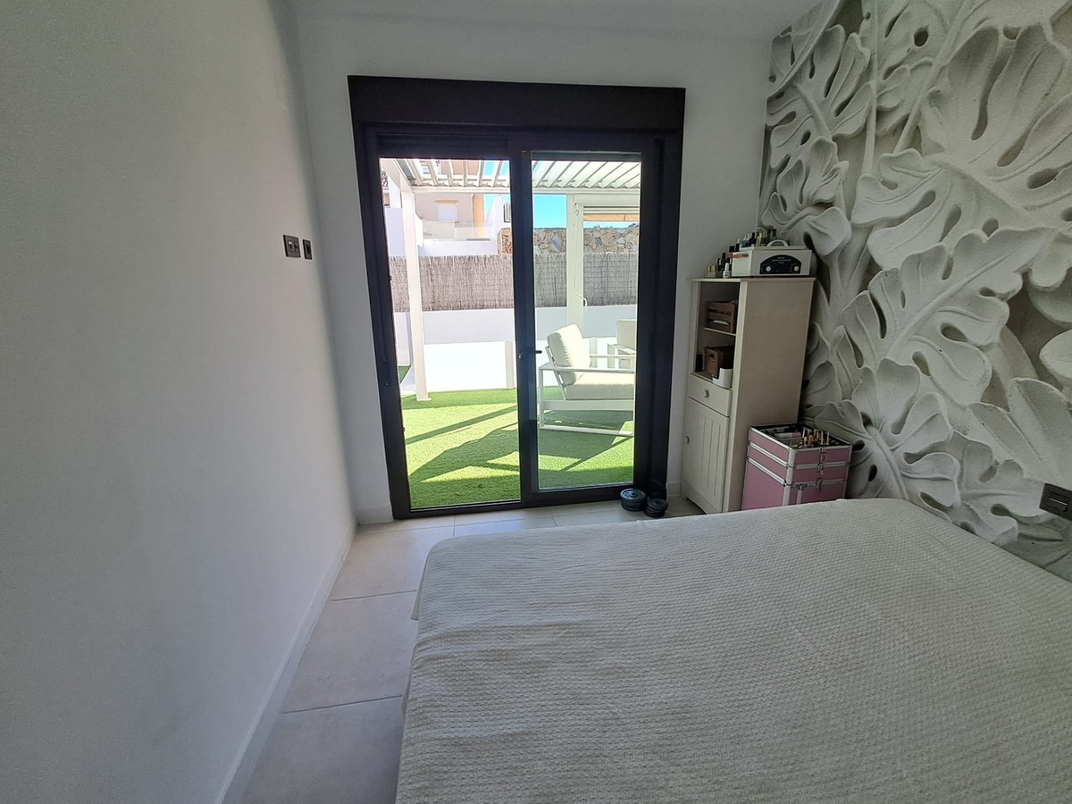 Sold - 3 Bedroom 2 Bathroom Detached Villa in Lomas de Cabo Roig - Cabo Roig  - Alicante