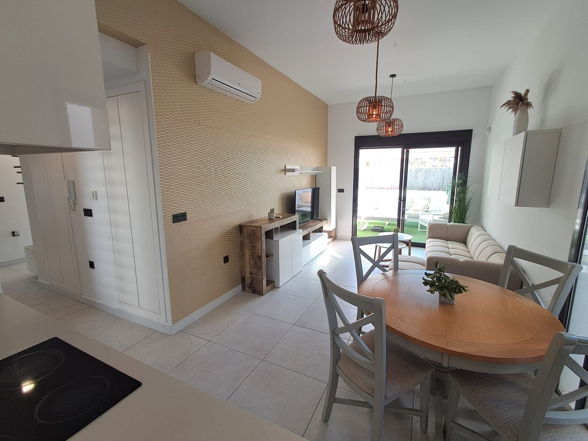 Sold - 3 Bedroom 2 Bathroom Detached Villa in Lomas de Cabo Roig - Cabo Roig  - Alicante