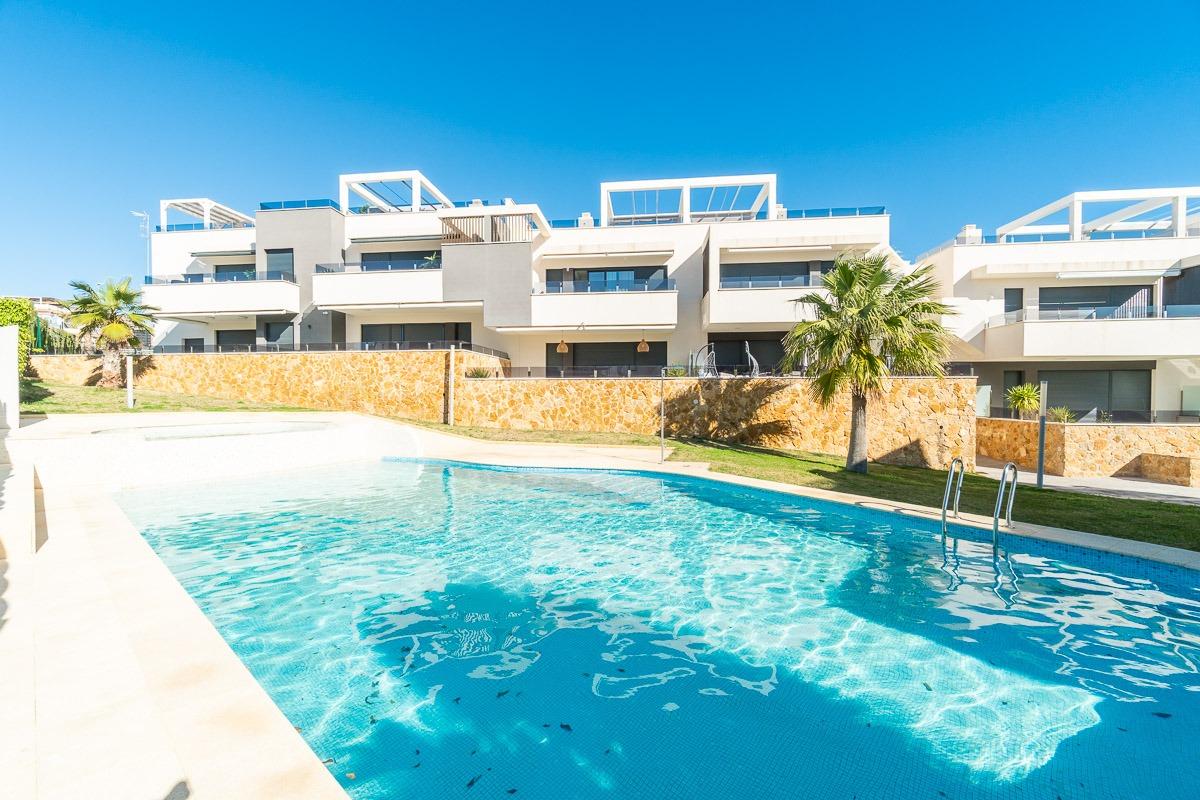 For sale - 2 Bedroom 2 Bathroom Apartment in Orihuela Costa - PAU 26  - Alicante