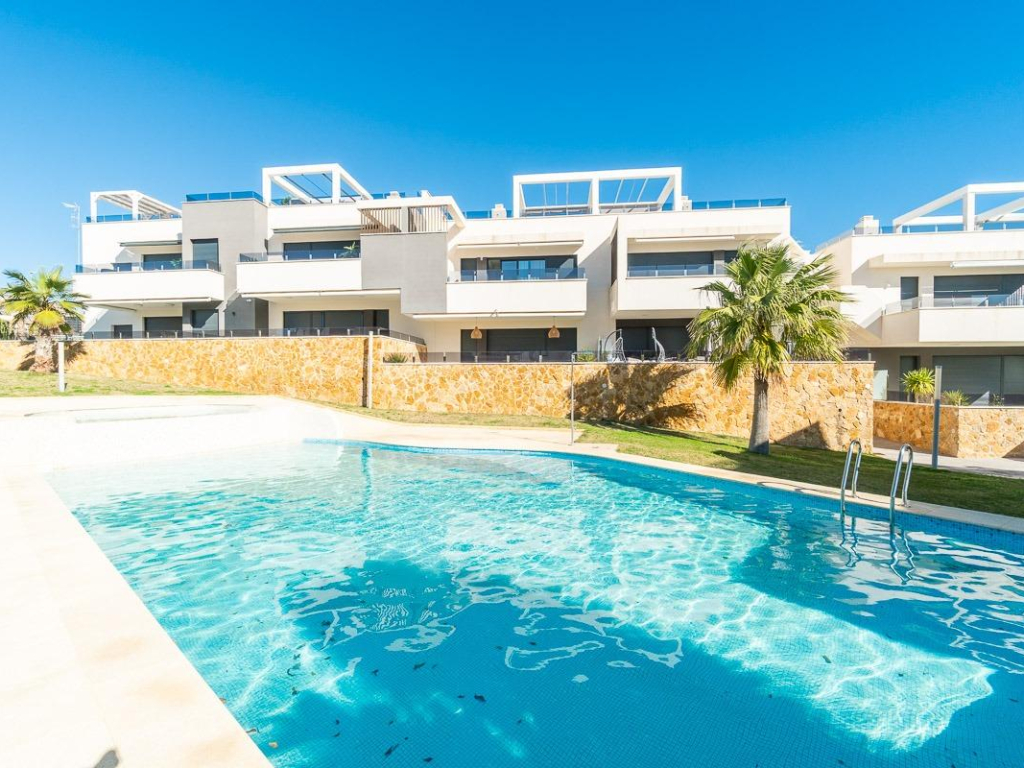 2 Bedroom 2 Bathroom Apartment in Villamartin