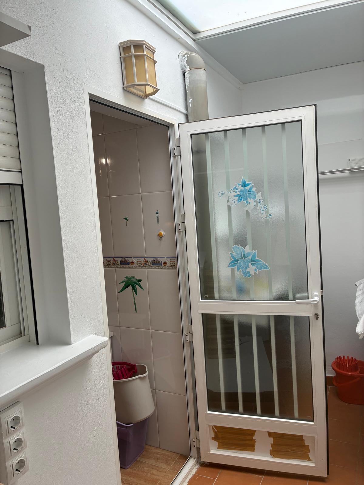 For sale - 2 Bedroom 1 Bathroom Bungalow in Orihuela Costa - Los Almendros-la Florida  - Alicante