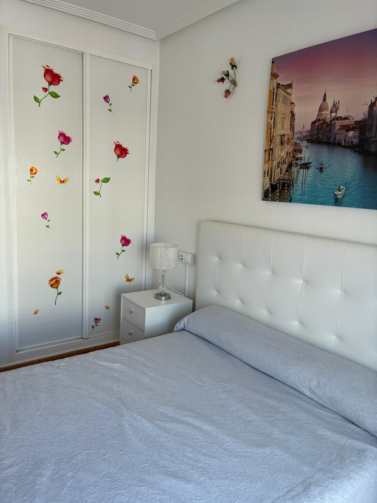 For sale - 2 Bedroom 1 Bathroom Bungalow in Orihuela Costa - Los Almendros-la Florida  - Alicante