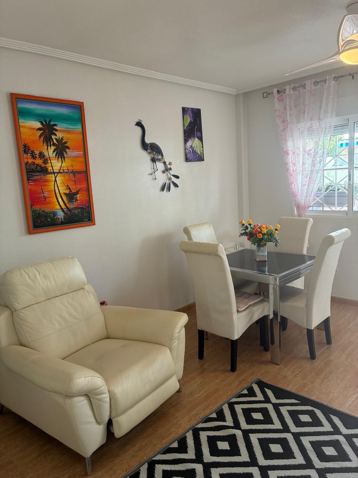 For sale - 2 Bedroom 1 Bathroom Bungalow in Orihuela Costa - Los Almendros-la Florida  - Alicante