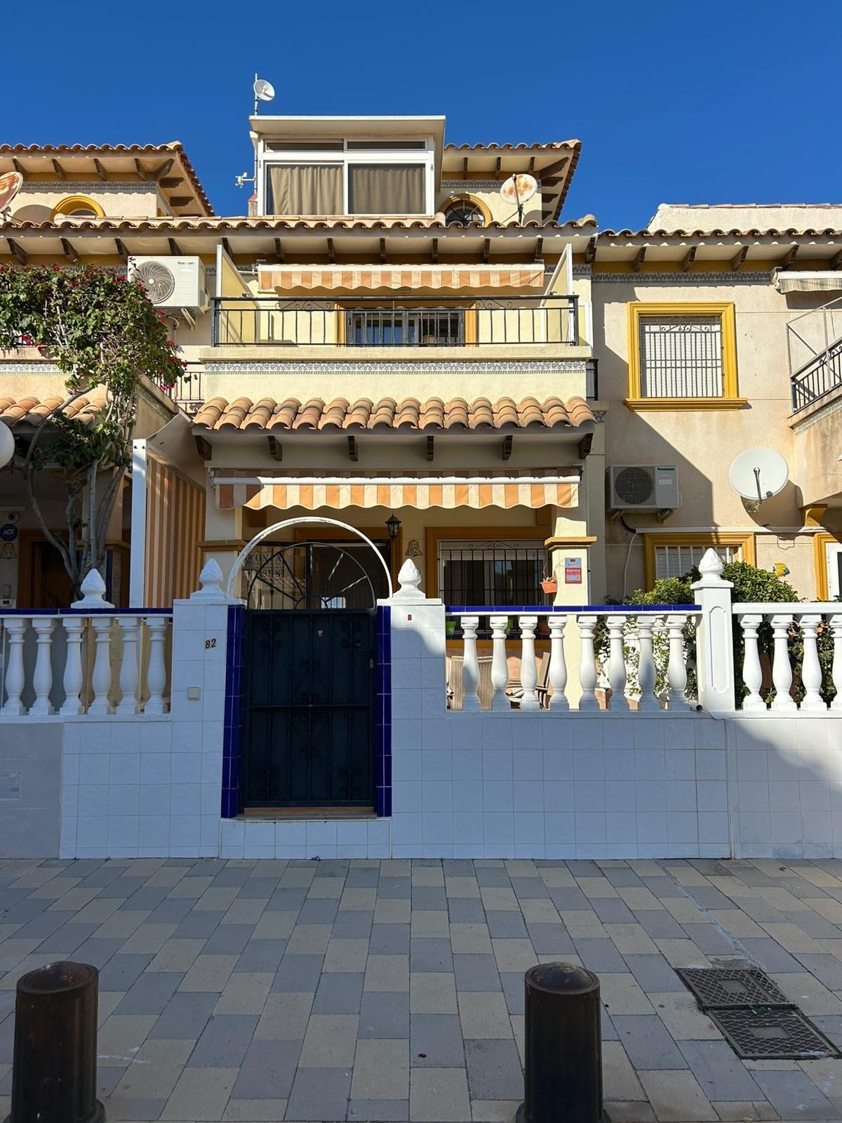 For sale - 2 Bedroom 1 Bathroom Duplex in Orihuela Costa - Punta Prima  - Alicante