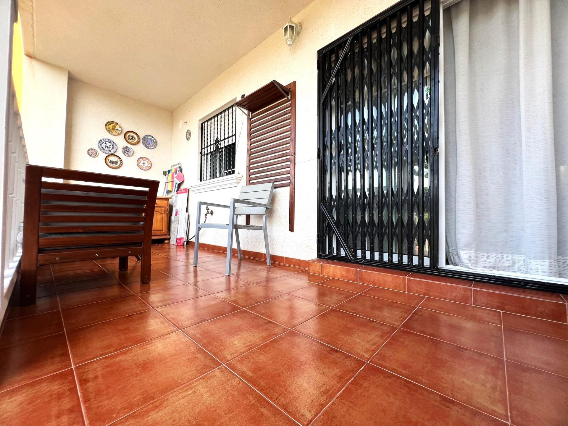 For sale - 2 Bedroom 1 Bathroom Apartment in Orihuela Costa - Lomas De Cabo Roig-los Dolses  - Alicante