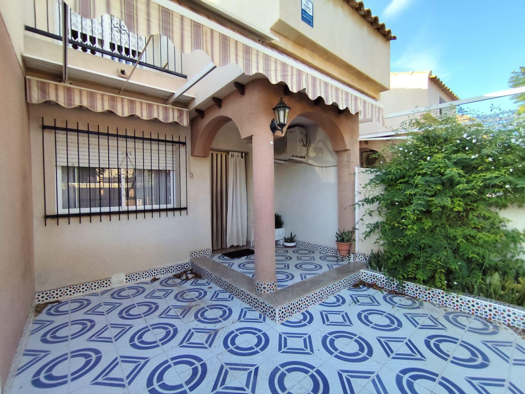 3 Bedroom 2 Bathroom Townhouse in Los Alcazares