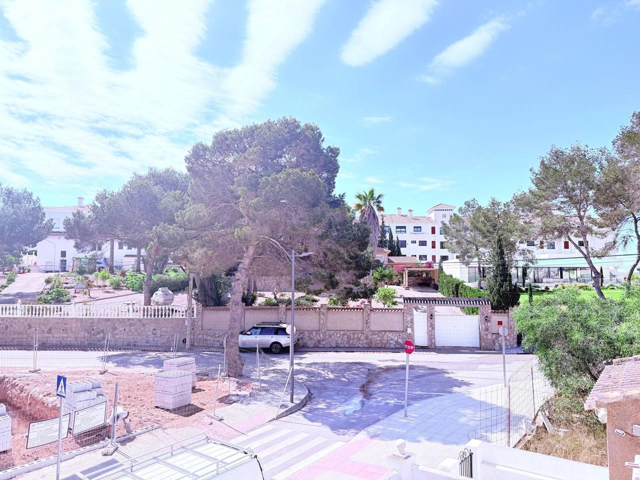 For sale - 3 Bedroom 2 Bathroom Town House in Orihuela Costa - Las Filipinas  - Alicante