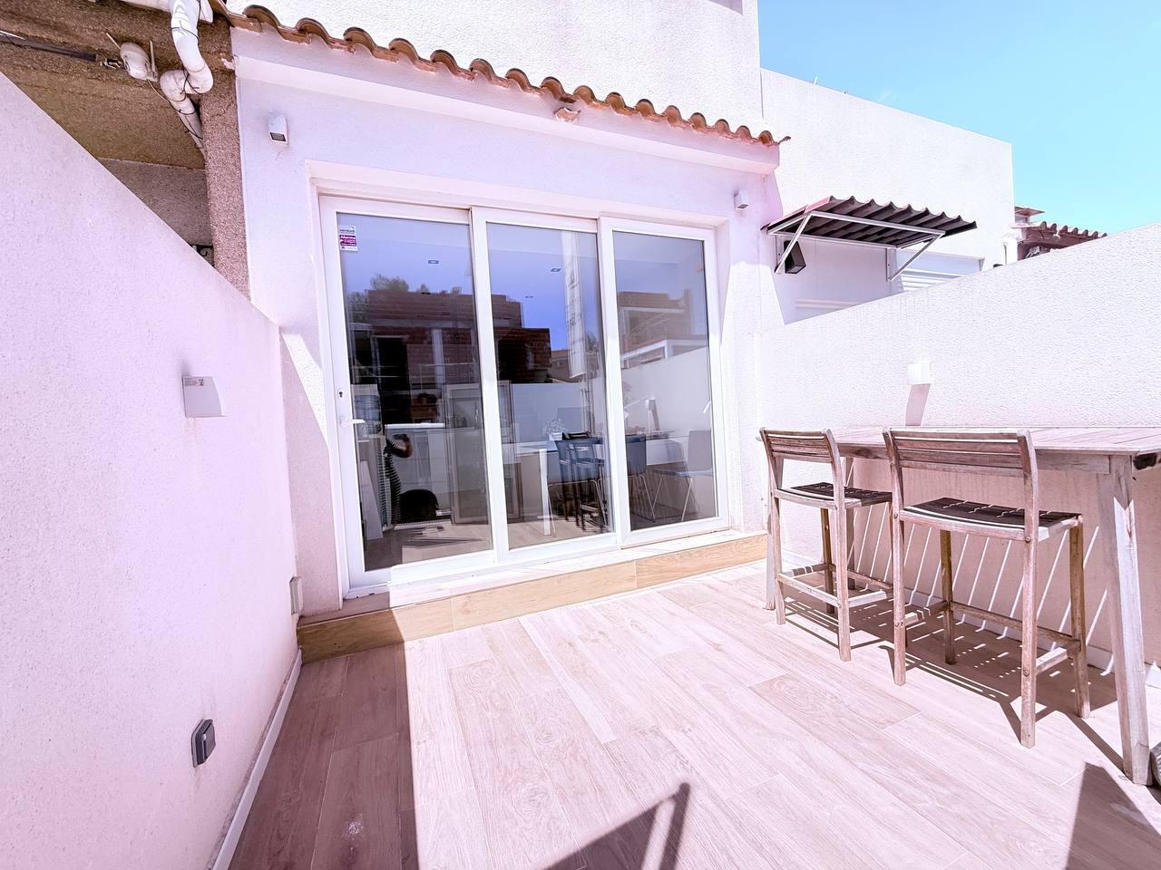 For sale - 3 Bedroom 2 Bathroom Town House in Orihuela Costa - Las Filipinas  - Alicante