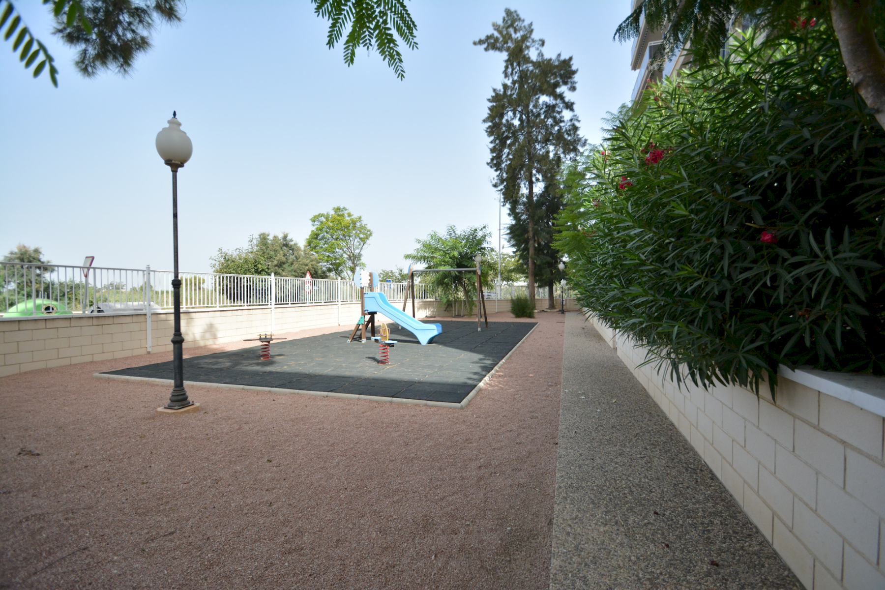 For sale - 2 Bedroom 1 Bathroom Apartment in Guardamar del Segura - Costa Blanca  - Alicante