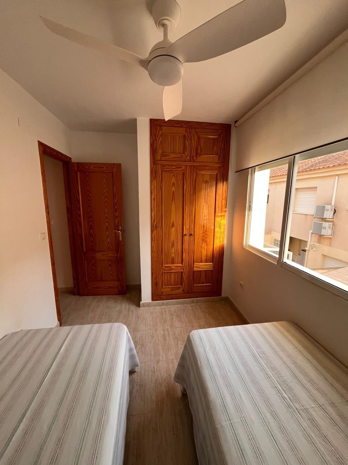 For sale - 3 Bedroom 2 Bathroom Town House in Orihuela Costa - Campoamor  - Alicante