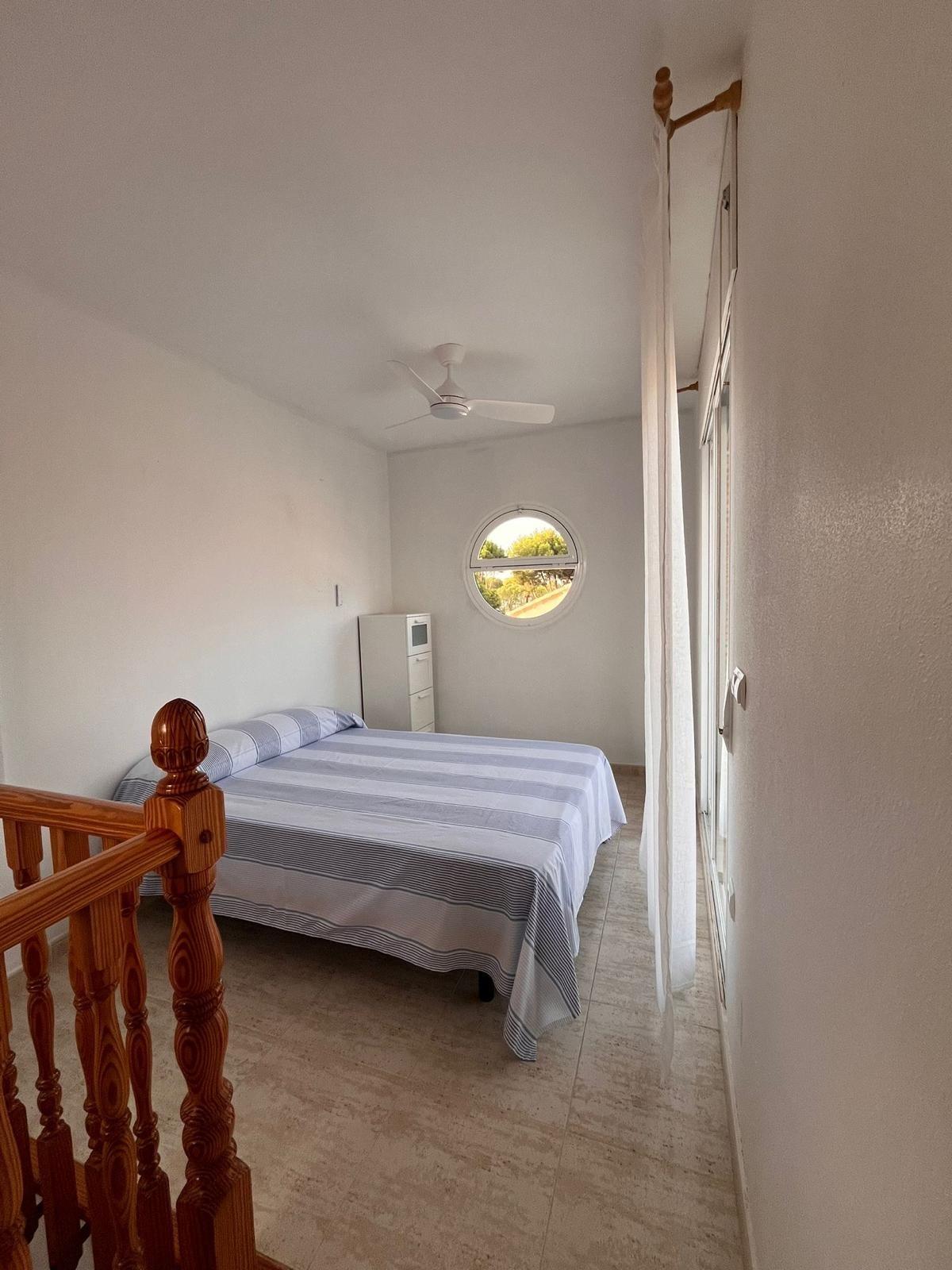 For sale - 3 Bedroom 2 Bathroom Town House in Orihuela Costa - Campoamor  - Alicante