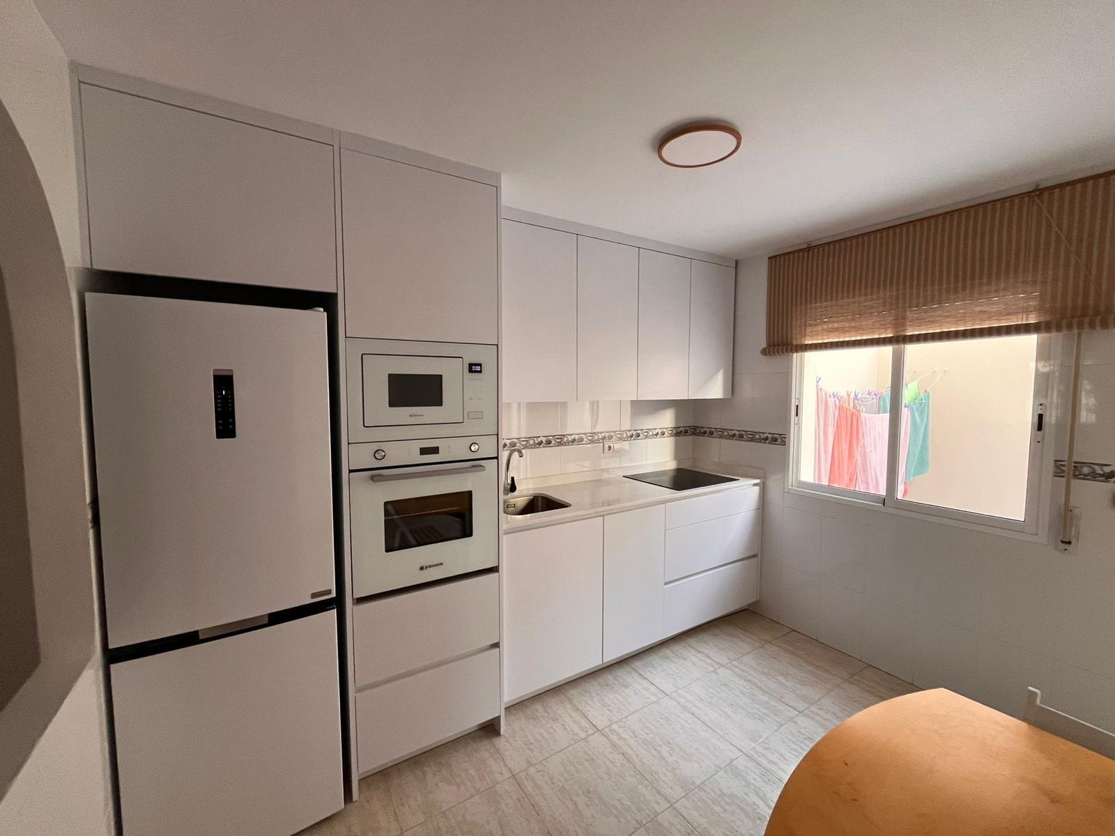 For sale - 3 Bedroom 2 Bathroom Town House in Orihuela Costa - Campoamor  - Alicante