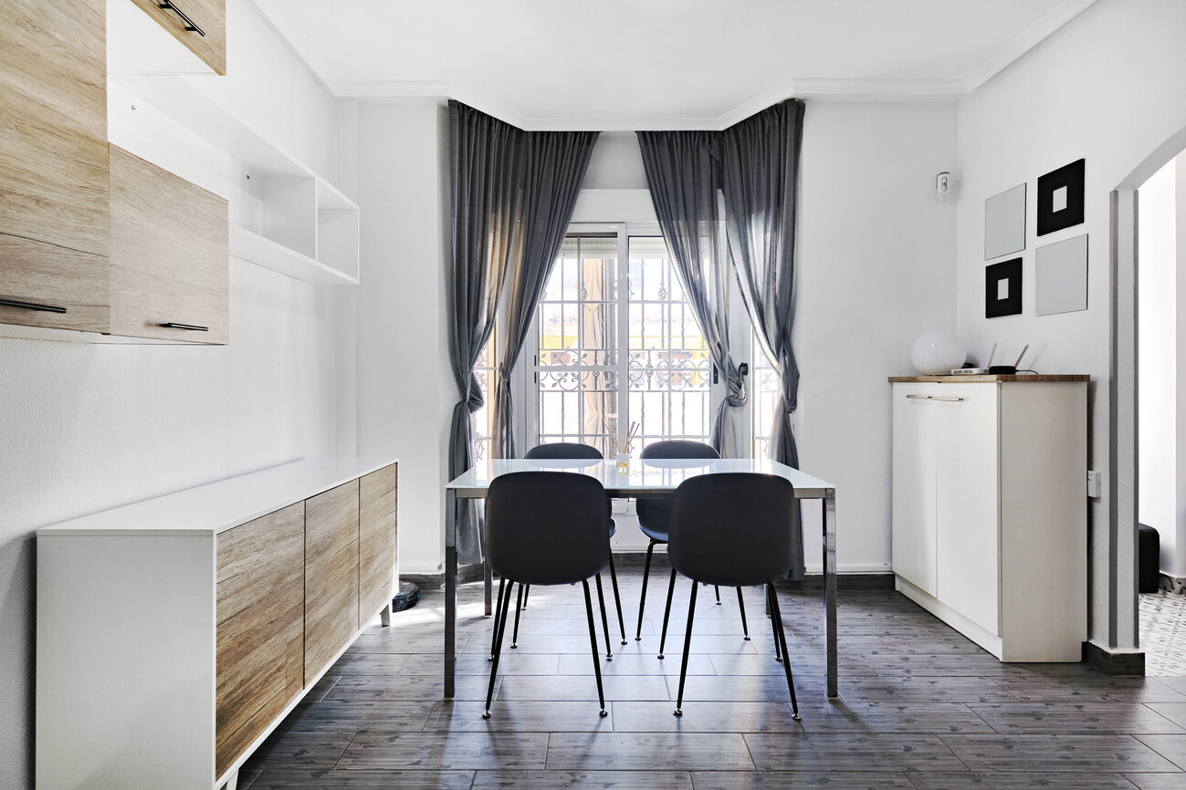 For sale - 3 Bedroom 1 Bathroom Semi Detached in Guardamar del Segura - El Raso  - Alicante