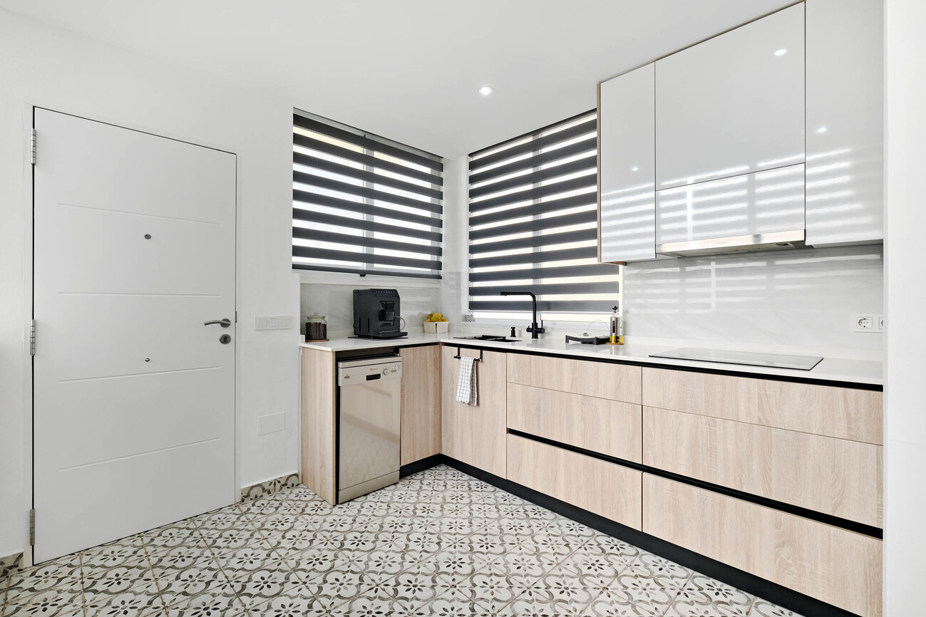 For sale - 3 Bedroom 1 Bathroom Semi Detached in Guardamar del Segura - El Raso  - Alicante