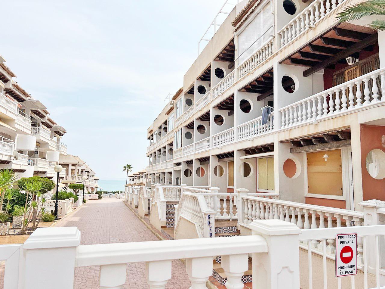 For sale - 2 Bedroom 1 Bathroom Duplex in Guardamar del Segura - Benamor  - Alicante