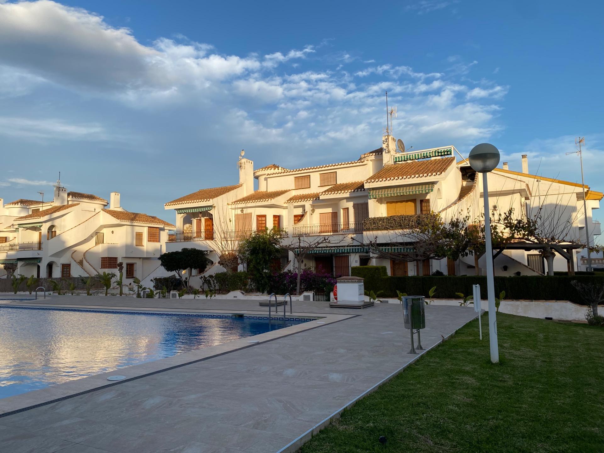 For sale - 2 Bedroom 1 Bathroom Apartment in Pilar de La Horadada - Torre de la Horadada  - Alicante