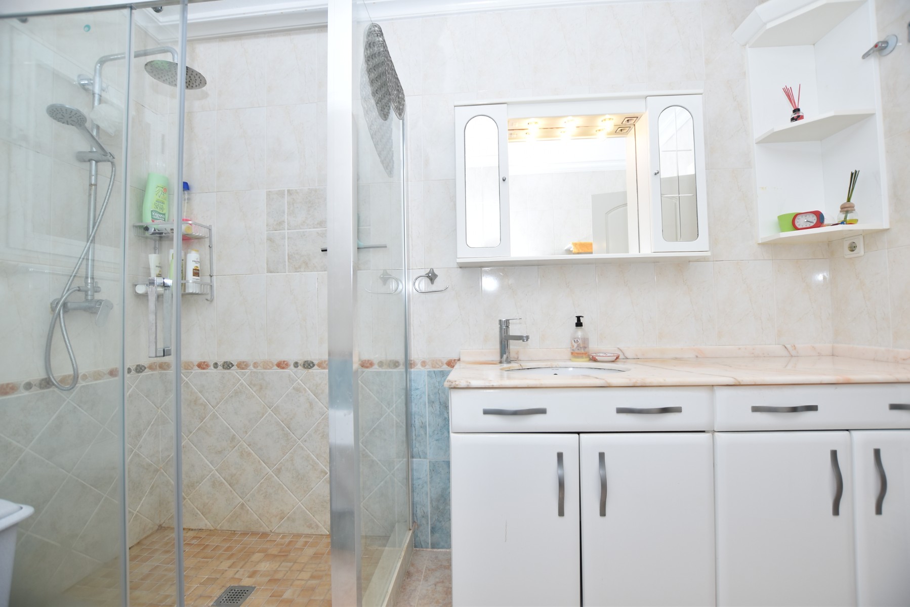 For sale - 3 Bedroom 1 Bathroom Villa in Algorfa - Inland  - Alicante