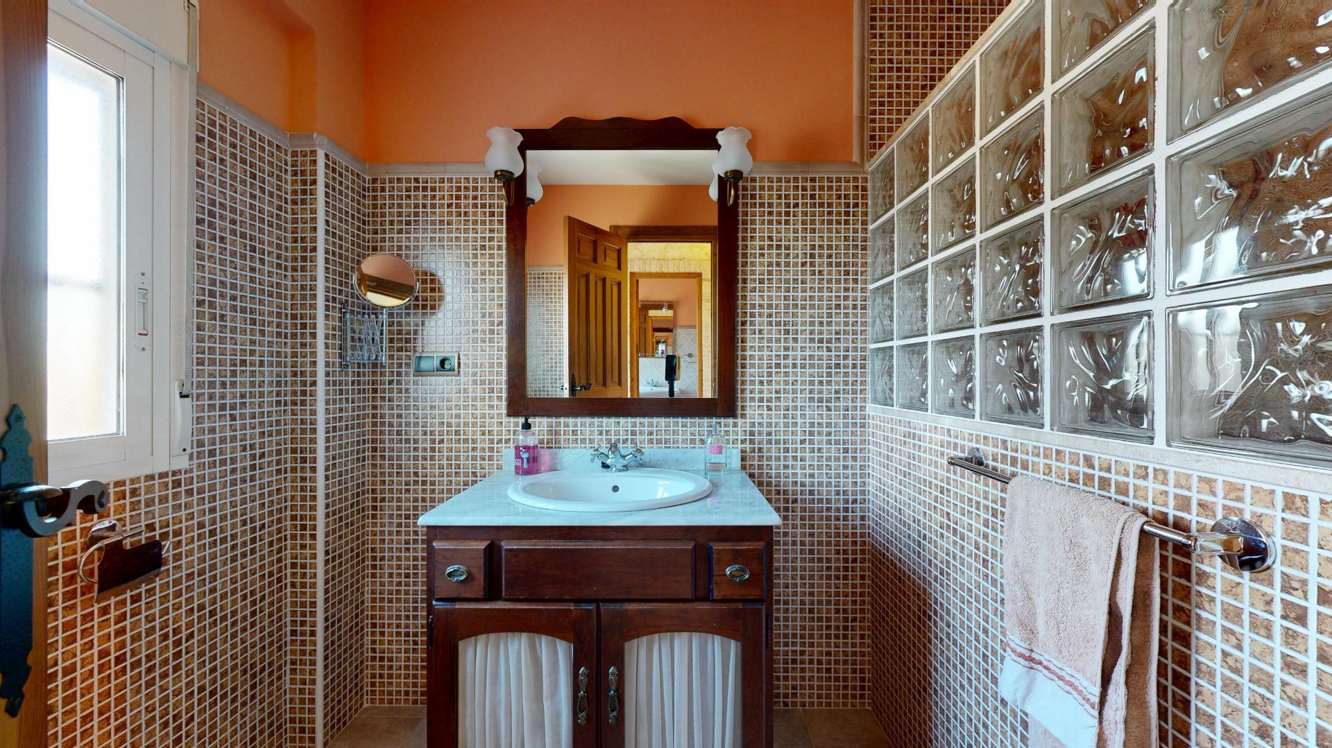 For sale - 4 Bedroom 1 Bathroom Villa in Orihuela - Orihuela  - Alicante