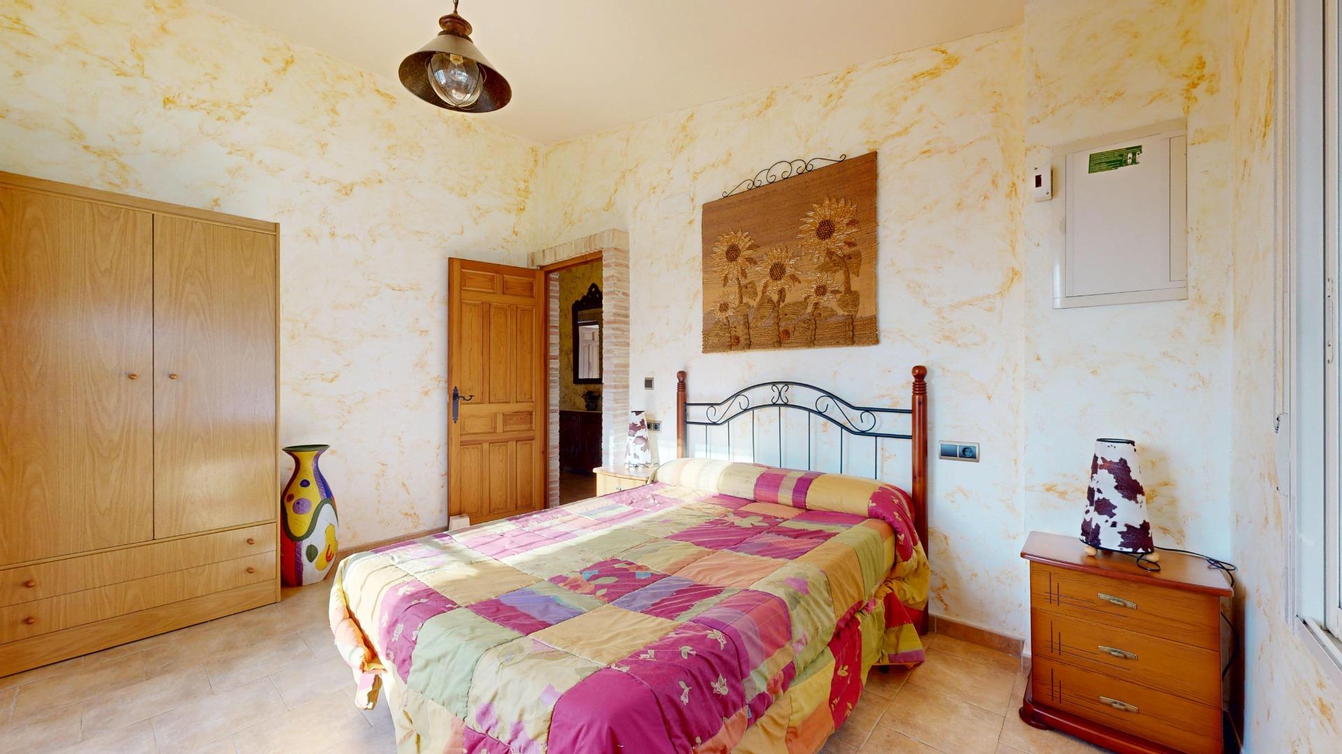 For sale - 4 Bedroom 1 Bathroom Villa in Orihuela - Orihuela  - Alicante